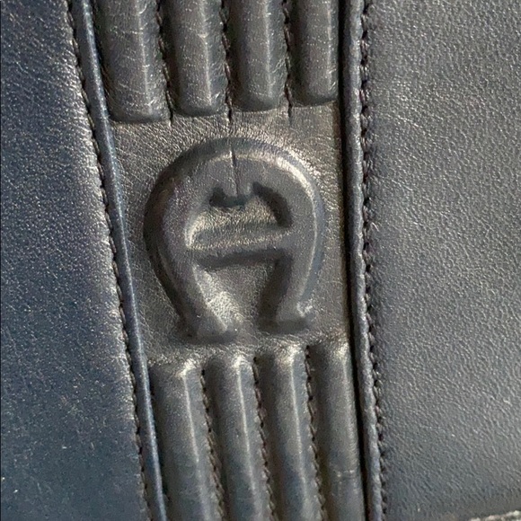 Vintage Etienne Aigner crossbody bag - Picture 8 of 8